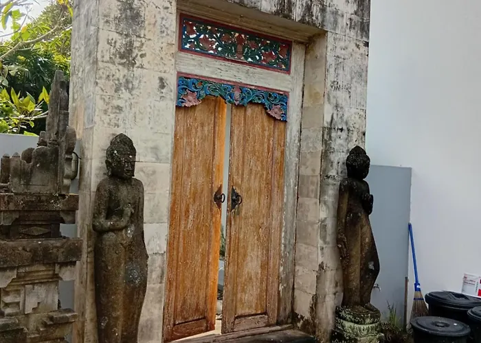 Rumah Santi *
